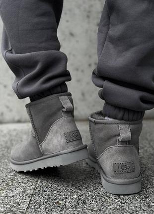 Ugg mini grey 4