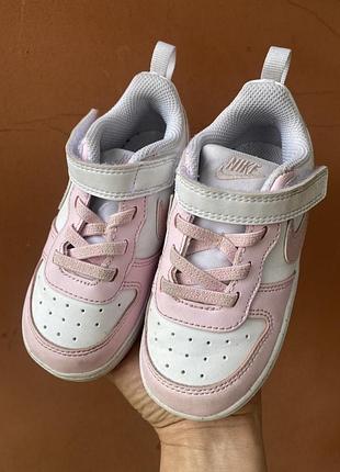 Кросівки nike на дівчинку 25 розмір 4