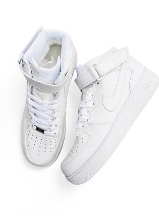 Чоловічі зимові кросівки nike air force 1 білі