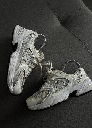 Легкі кросівки new balance 530