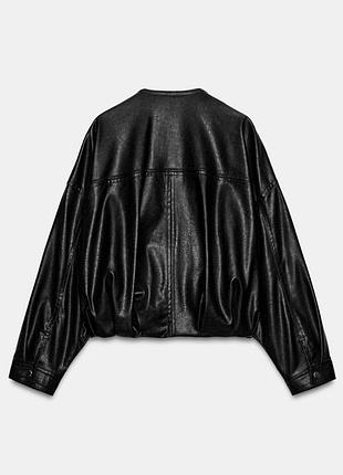 Шкіряна бомбер від zara 2