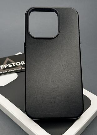 Чехол leather case для iphone 16 pro с magsafe без лого под кожу с закрытым низом с микрофиброй