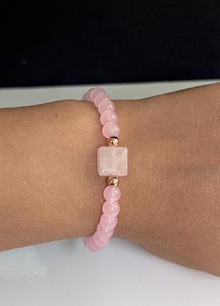 Женский браслет из розового кварца pink quartz