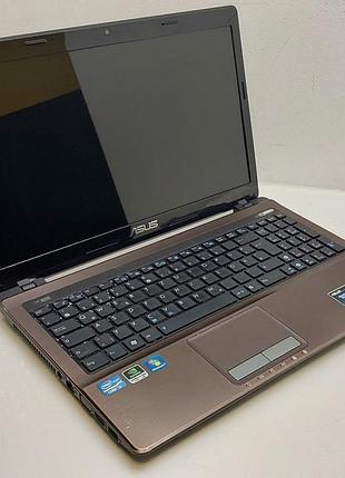 Ноутбук asus x53s i3-2310m\4\0\nvidia gt520m 1gb акб- (товар вживаний)