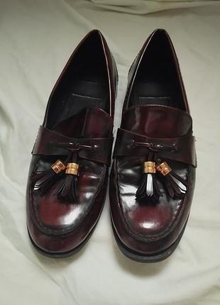 Лофери,сліпони,туфлі zara