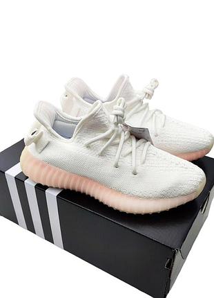 Женские кроссовки adidas yeezy boost 350 v2 белые