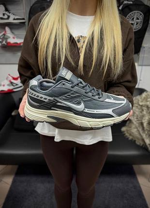 Чоловічі термо кросівки nike initiator 43