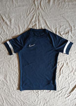 Спортивная футболка nike dri-fit / оригинал