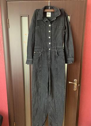 Джинсовий чорний комбінезон з рукавами zara