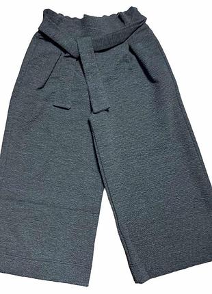 Брюки для девочки 110 -116 см mango прямые фактурные серые брюки для девочки