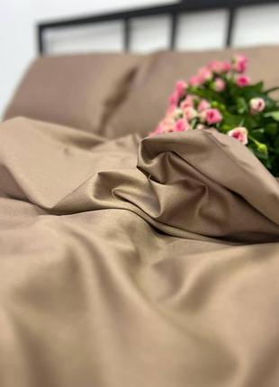 Комплект постельного белья семейный satin premium наволочки 50х70 мокко