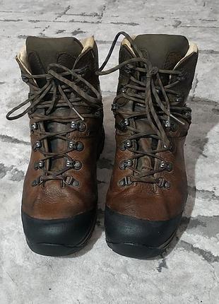 Черевики шкiра vibram - 42р 4
