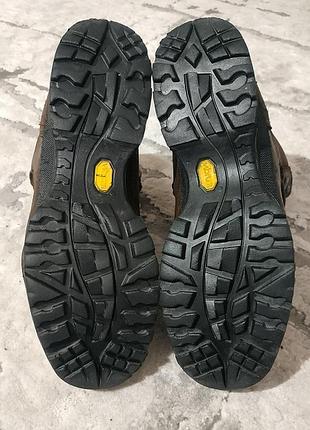Черевики шкiра vibram - 42р 7