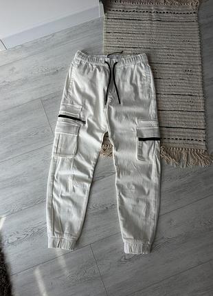 Штани bershka