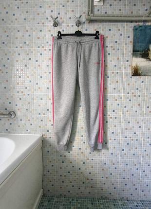 Спортивные штаны adidas. 2
