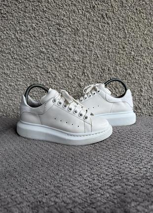 Жіночі кросівки alexander mcqueen