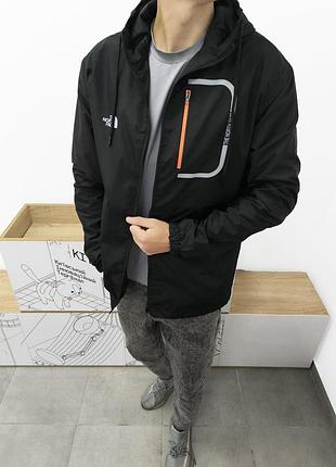 Чоловіча вітровка the north face чорна