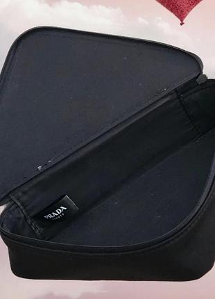 Косметичка prada 2