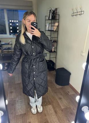 Нова стьобана куртка чорного кольору