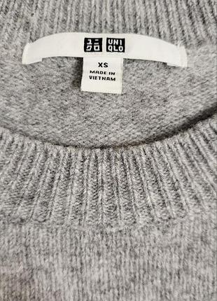 Светр uniqlo 4