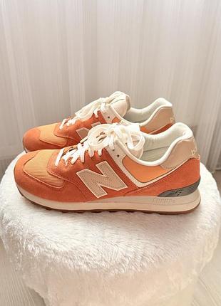 Жіночі кросівки new balance