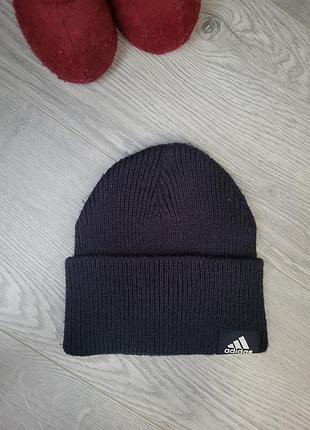 Детская шапка на осень adidas оригинал на 40см объем головы