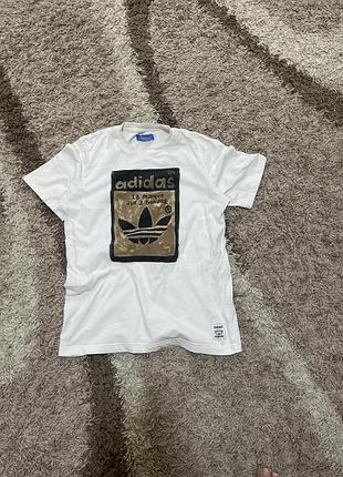 Adidas originals vintage y2k футболка