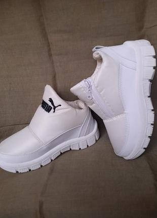 Женские зимние короткие дутики, ботиночки,puma", с боковой молнией, с овчиной,36р./23см.стелька.