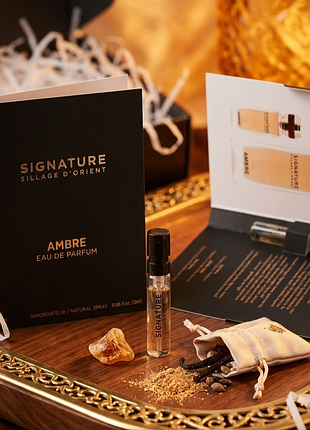 Signature by sillage d'orient ambre - амбровый пряный аромат с нотами сливочной ванили, пудры и мускуса, пробный образец, 2 мл;