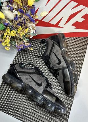 Оригінальні кросівки nike vapormax 2