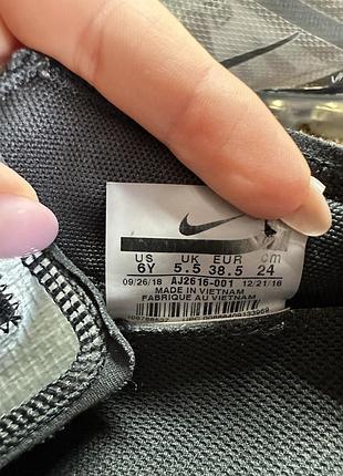 Оригінальні кросівки nike vapormax 8