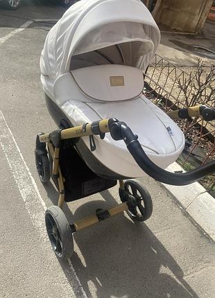 Продам коляску 2в1  miobaby zoom