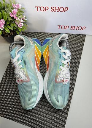 Оригінальні кросівки new balance 5