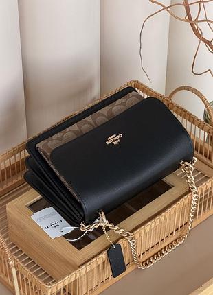 Сумка coach mini klare crossbody in signature canvas черно-бежевый е