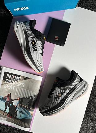 Женские кроссовки hoka challenger art 7 grey