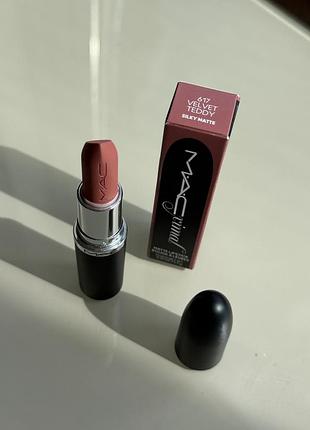 Розкішна помада мас velvet teddy 5