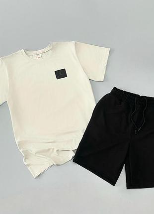Чоловічий літній костюм air jordan футболка + шорти бавовняний молочний з чорним джордан на літо (b)