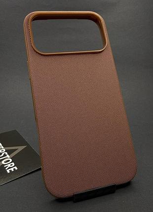 Чехол techwoven case для iphone 17 pro с magsafe с закрытым низом коричневый (sienna)