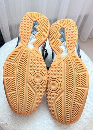 Чоловічі кросівки asics 4