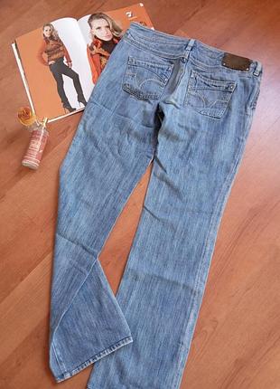 Фирменные женские джинсы diesel