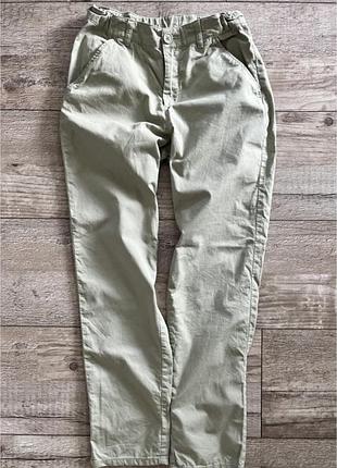 Чиноси оливкові на хлопчика 134-140 h&m