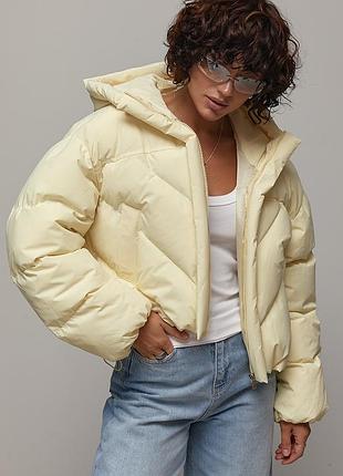 Коротка куртка oversize з капюшоном 3