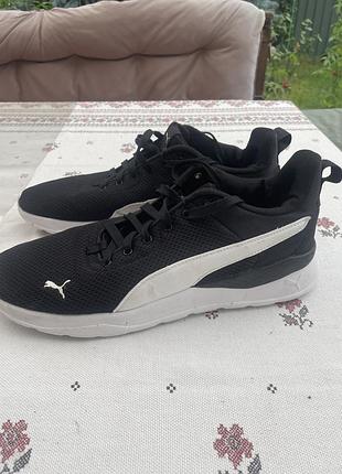 Кросівки чорні puma  43eur28 см