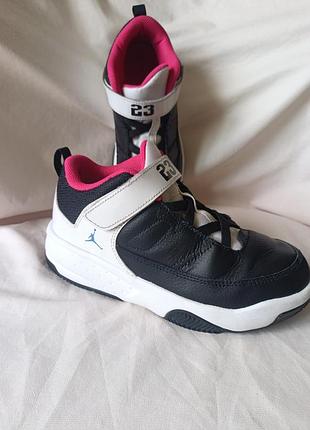 Кроссовки jordan max aira кожа 34(22,5см)