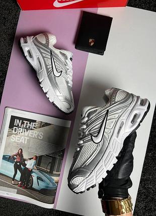 Жіночі кросівки nike air max moto 2k white metallic