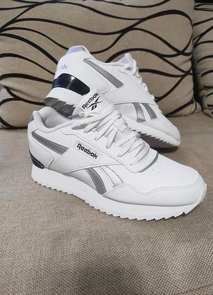 Кроссовки reebok (не оригинал) 39р.