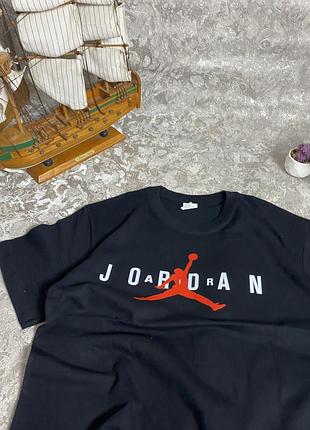 Футболка від jordan 3