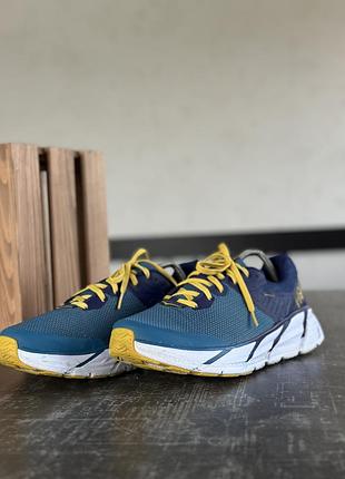 Кросівки hoka 3