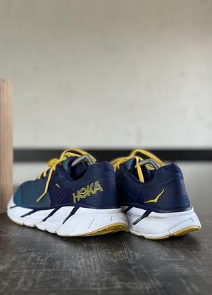 Кросівки hoka 4