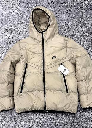 Зимова куртка nike m